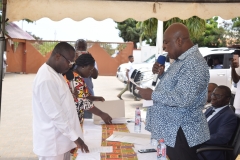 Mr Solomon Kotey Nikoi taking his oath as MCE